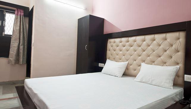 Ajay Guest House นิวเดลี ภายนอก รูปภาพ