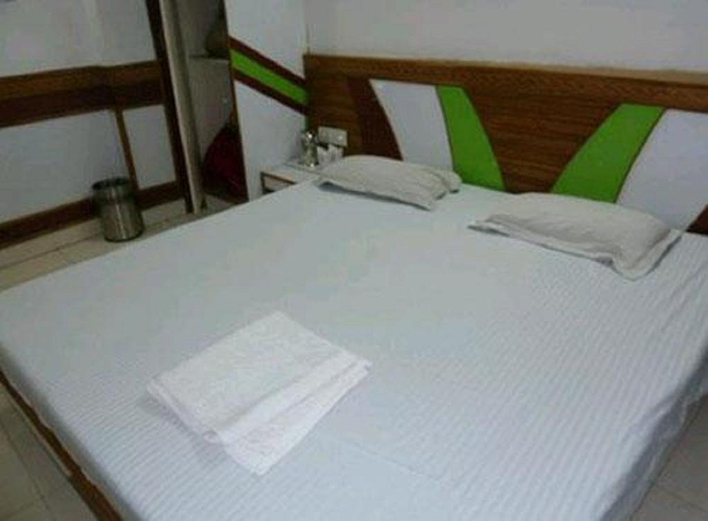 Ajay Guest House นิวเดลี ภายนอก รูปภาพ
